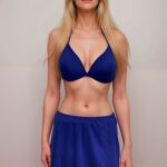 toptan-etekli-kapli-lacivert-bikini-